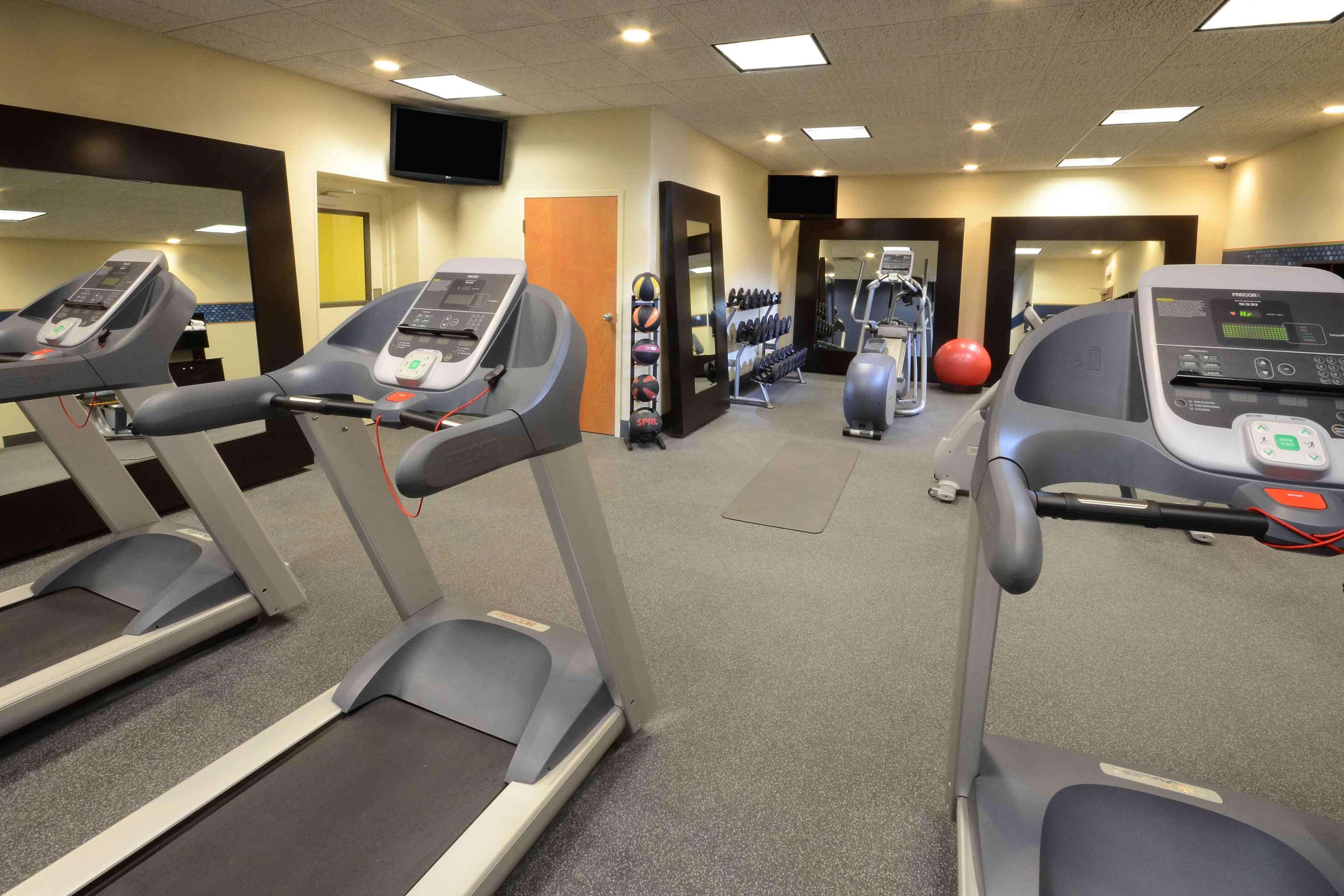 Hampton Inn Fayetteville Fort Bragg Экстерьер фото