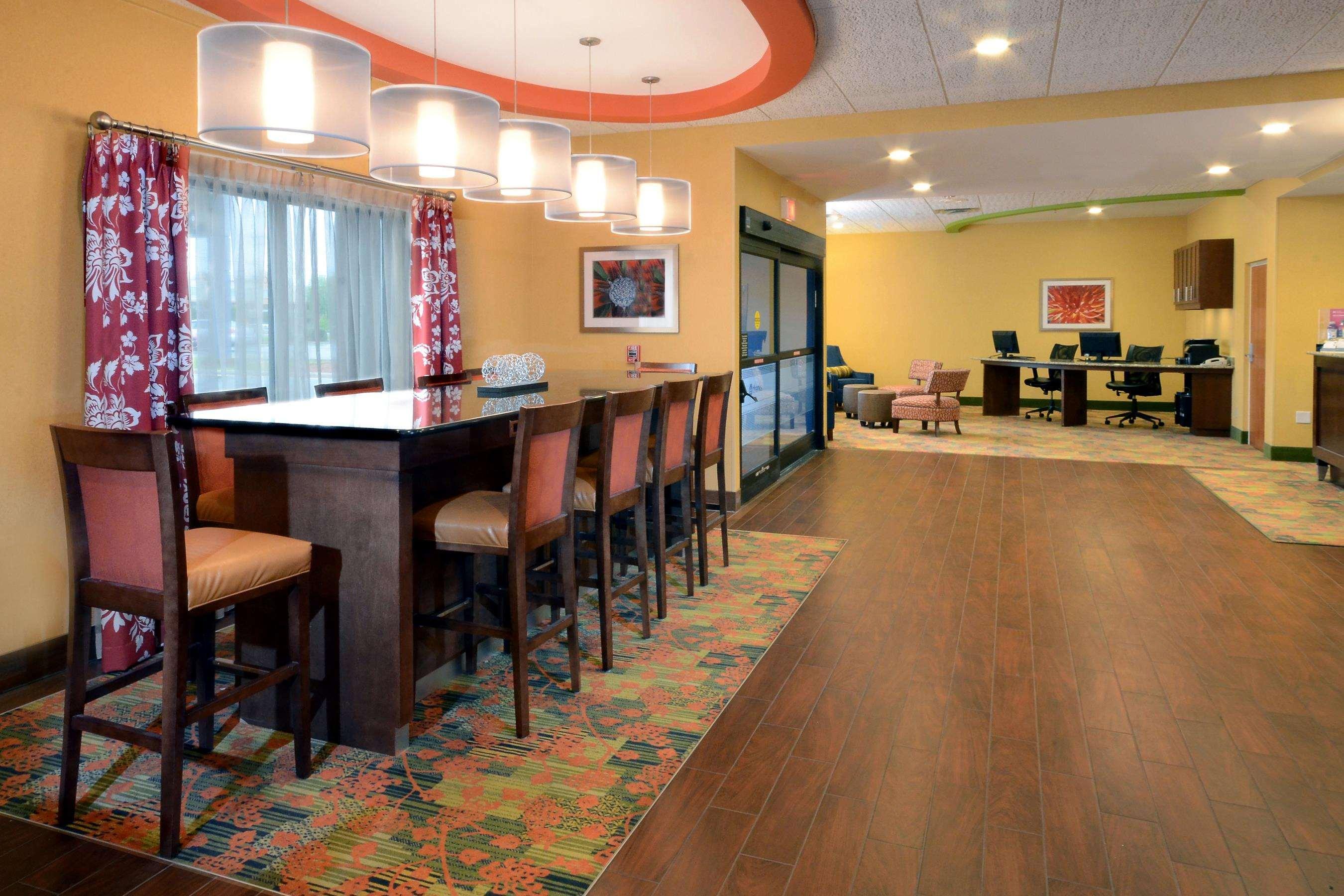 Hampton Inn Fayetteville Fort Bragg Экстерьер фото